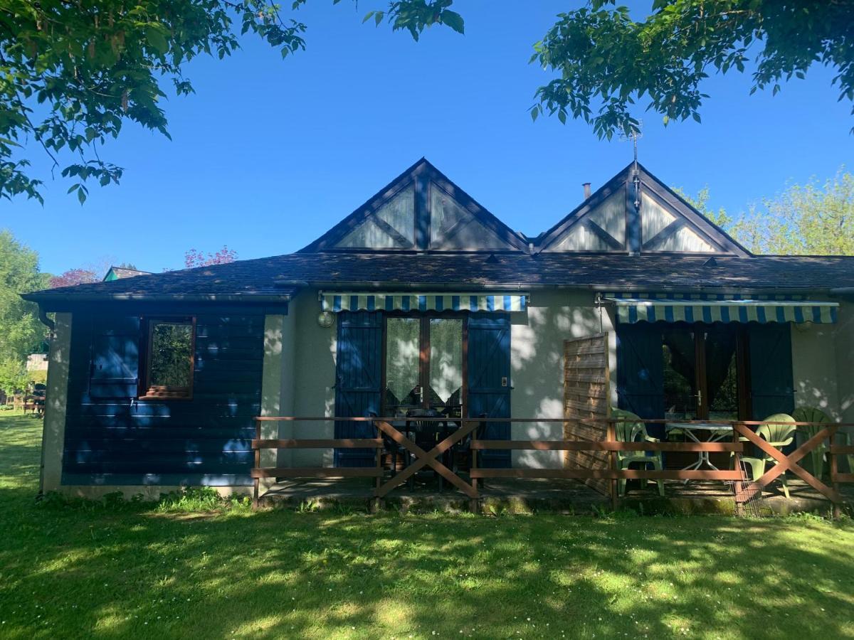 Camping Le Saillet Lestelle-Betharram Ruang foto